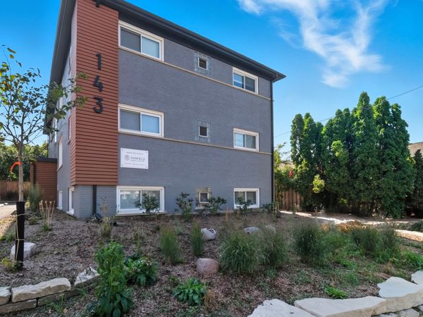 Unit 3N, Clarendon Hills, IL 60514