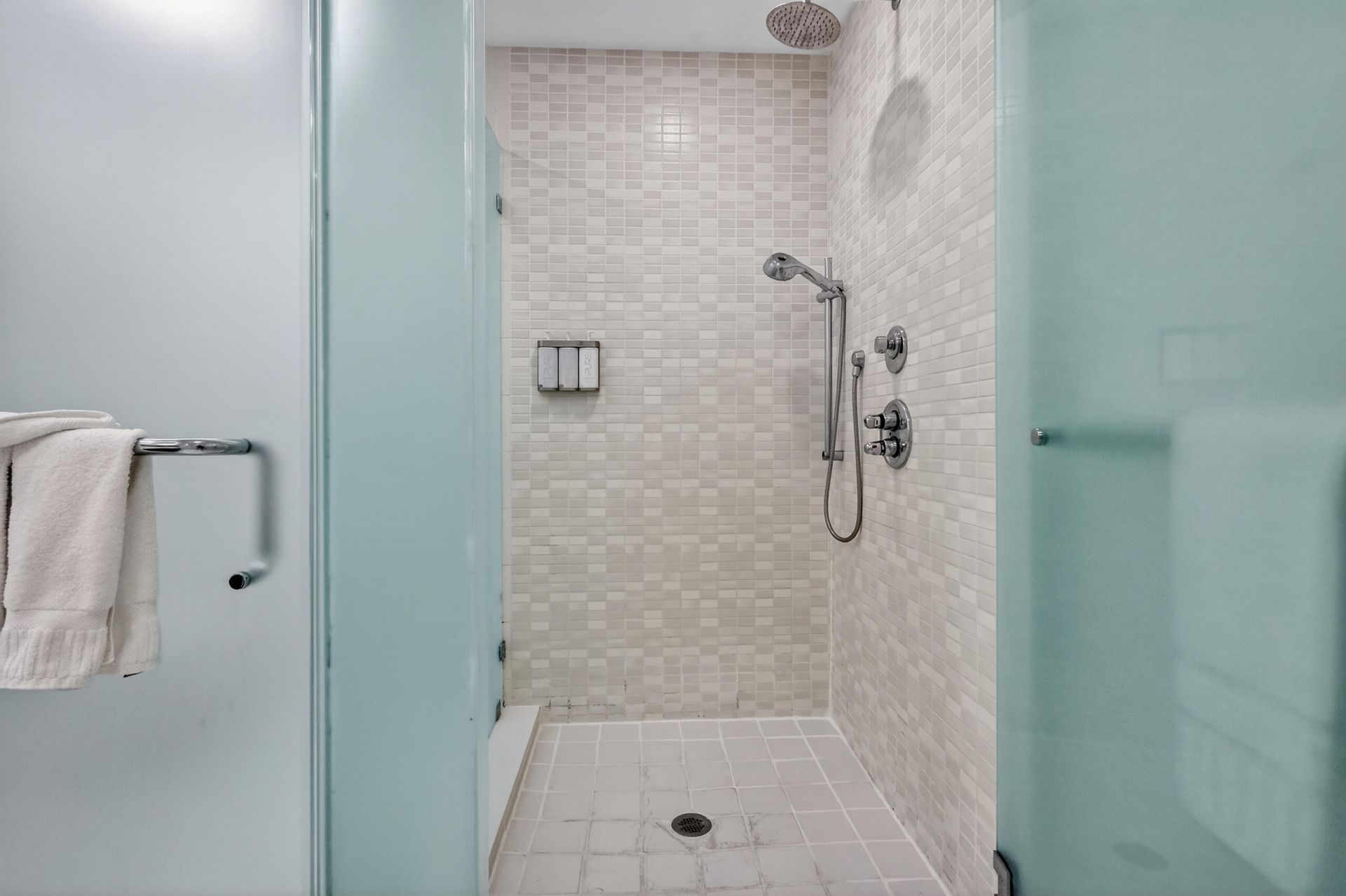 5300 NW 87th Avenue, Unit 1215, Doral, FL 33178 Photo