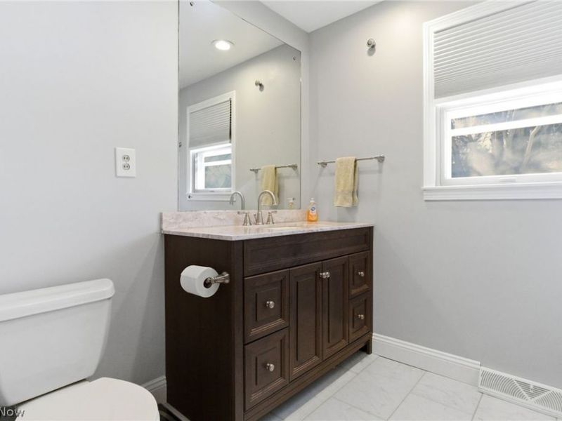 9278 Liberty Road, Twinsburg, OH 44087 Photo 24