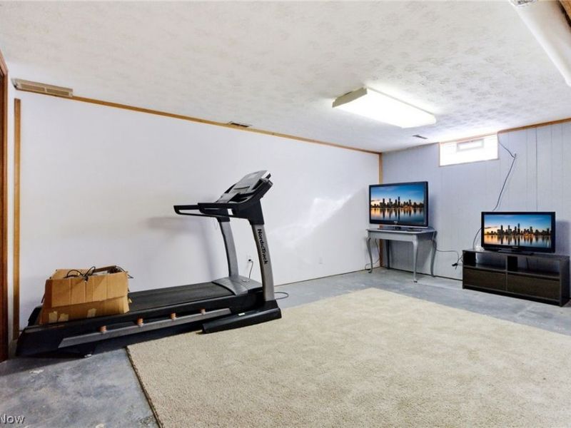 9278 Liberty Road, Twinsburg, OH 44087 Photo 30