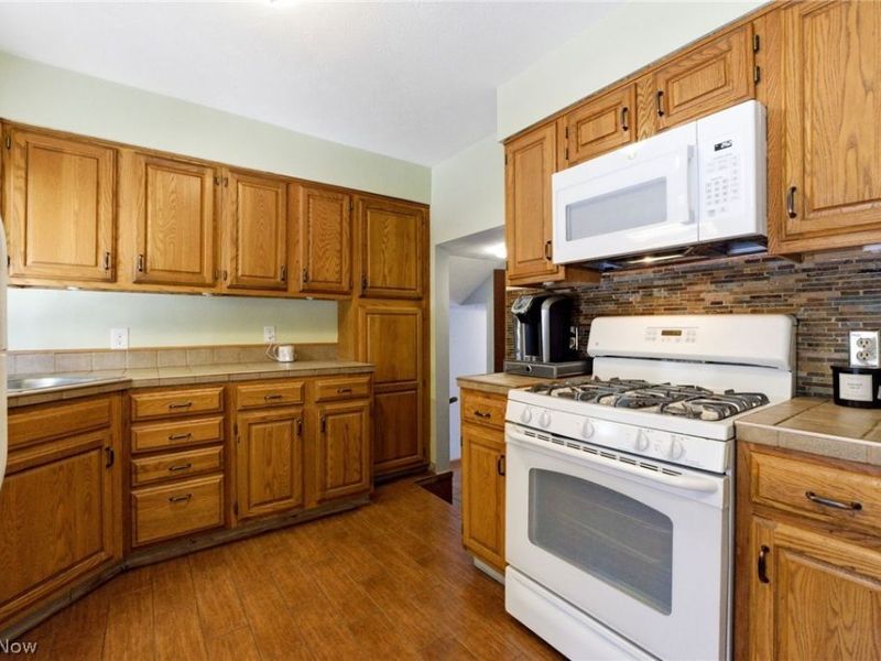 9278 Liberty Road, Twinsburg, OH 44087 Photo 7