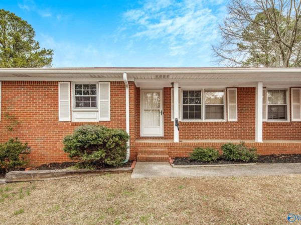 1818 Carson Lane, Huntsville, AL 35816