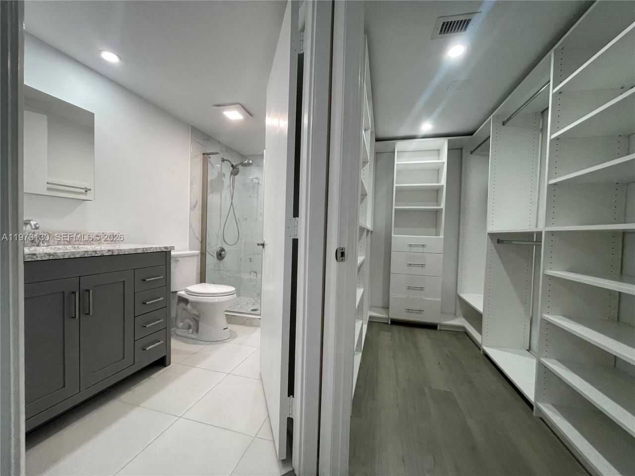 8290 Lake Dr , Unit 116, Doral, FL 33166 Photo