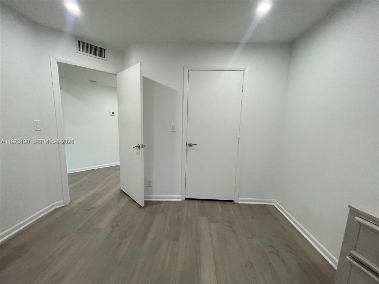 8290 Lake Dr , Unit 116, Doral, FL 33166 Photo