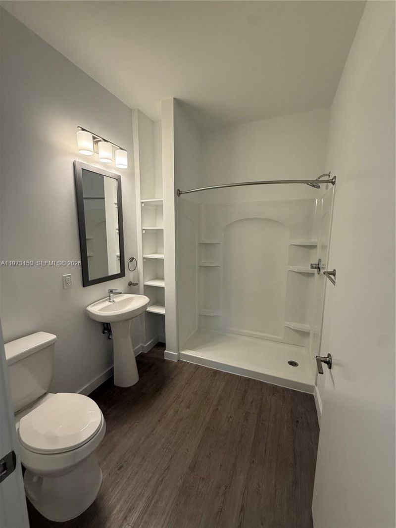 61 NW 37th Ave, Unit 0414, Miami, FL 33125 Photo