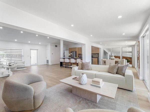 2548 Tortugas Ln , Fort Lauderdale, FL 33312