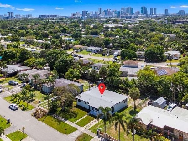 1042 NW 13th St, Fort Lauderdale, FL 33311