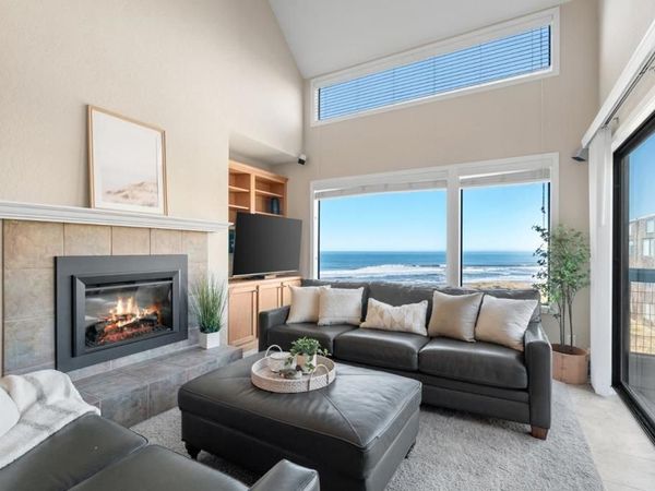 101 Shell Drive, Unit 64, Watsonville, CA 95076