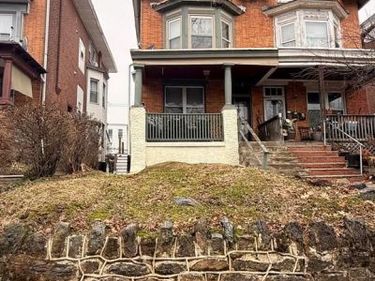 PHILADELPHIA, PA 19144