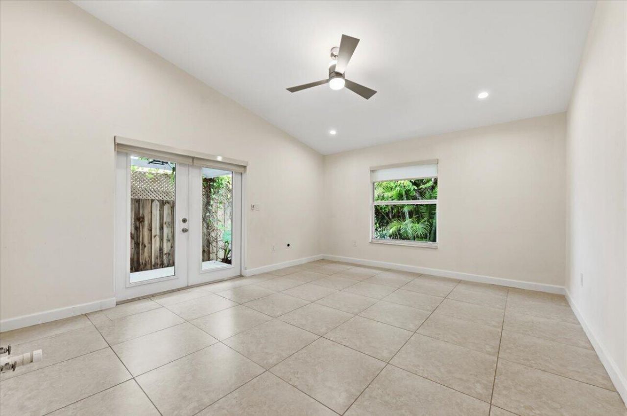 530 NE 3rd Avenue, Delray Beach, FL 33444 Photo
