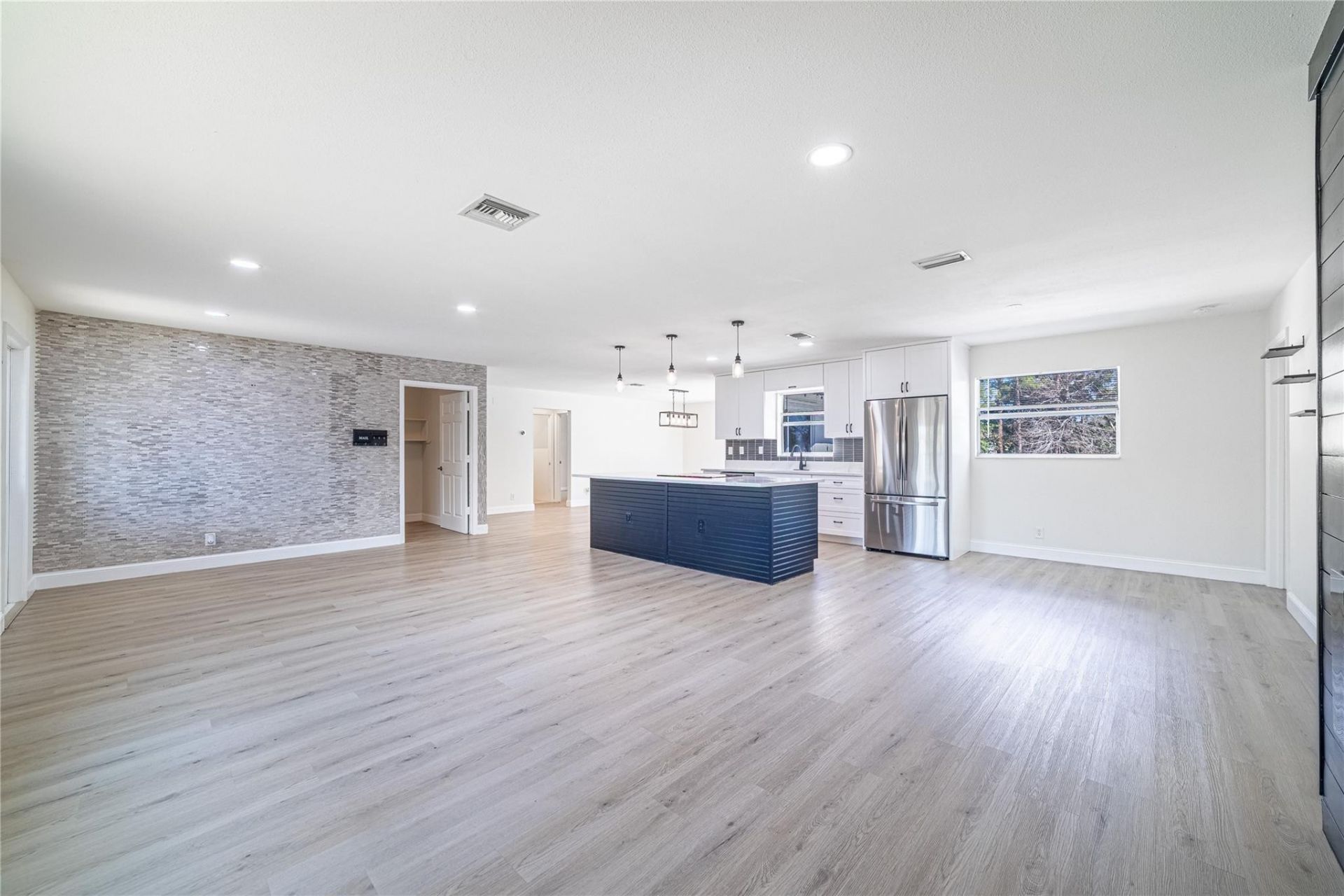 188 Martin Cir, Royal Palm Beach, FL 33411 Photo