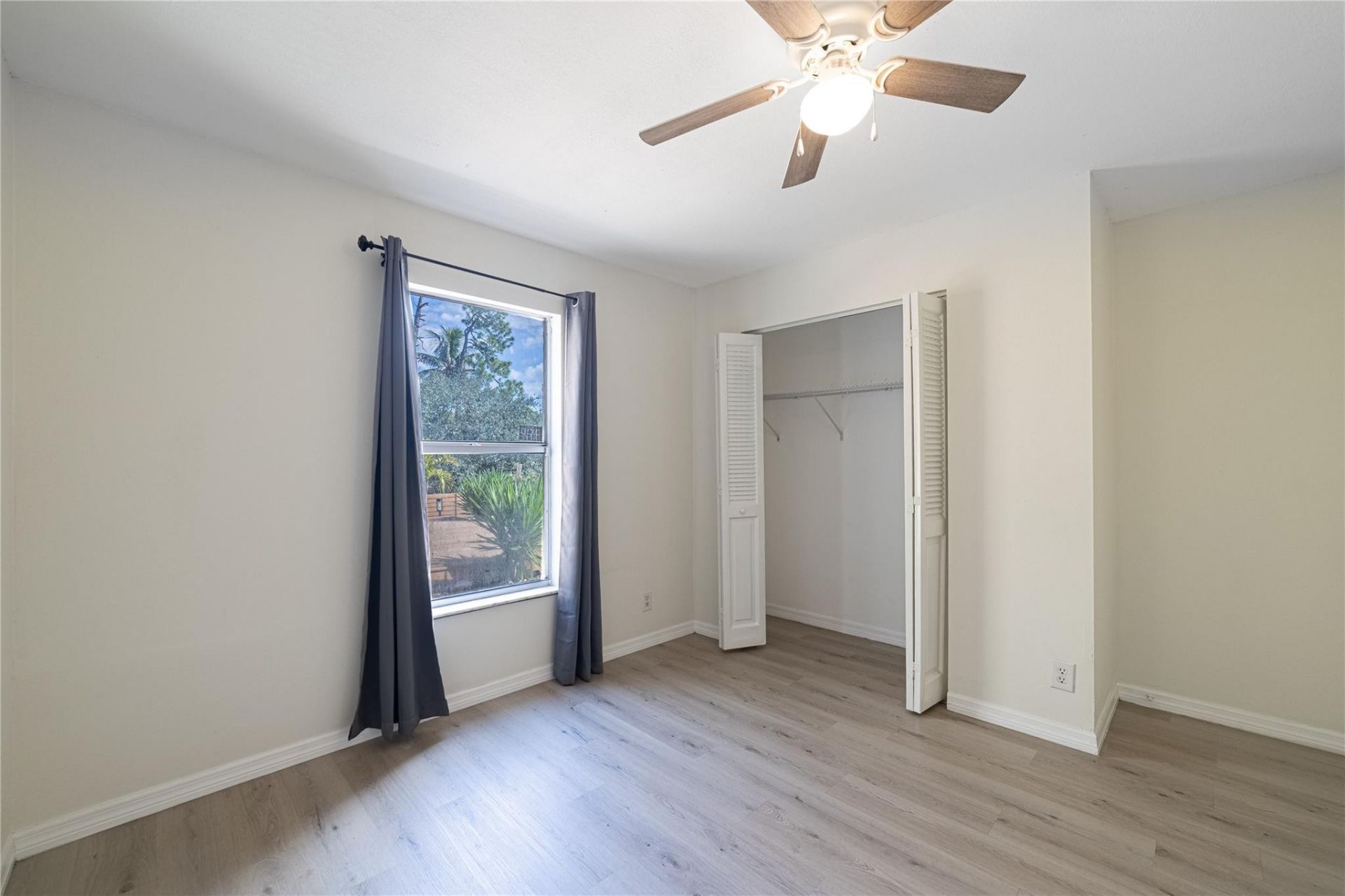 188 Martin Cir, Royal Palm Beach, FL 33411 Photo