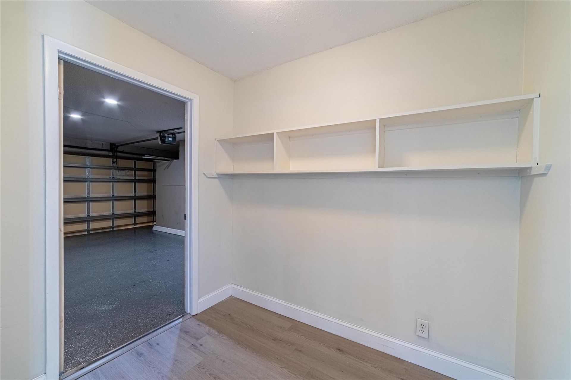 188 Martin Cir, Royal Palm Beach, FL 33411 Photo