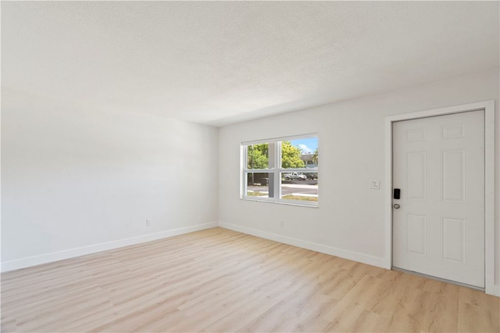 1150 Carlton Court, Fort Pierce, FL 34949 Photo