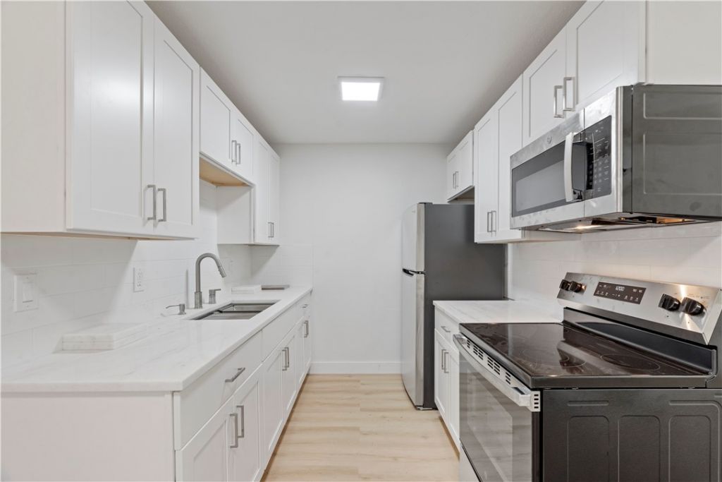 1150 Carlton Court, Fort Pierce, FL 34949 Photo