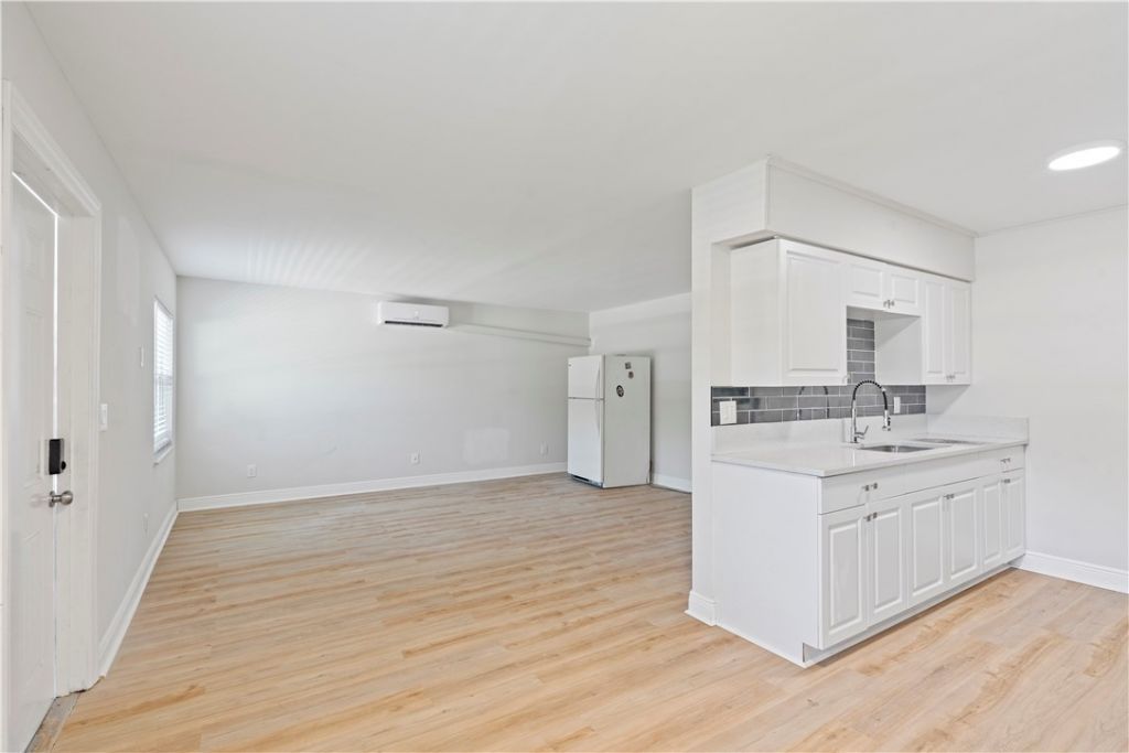 1150 Carlton Court, Fort Pierce, FL 34949 Photo