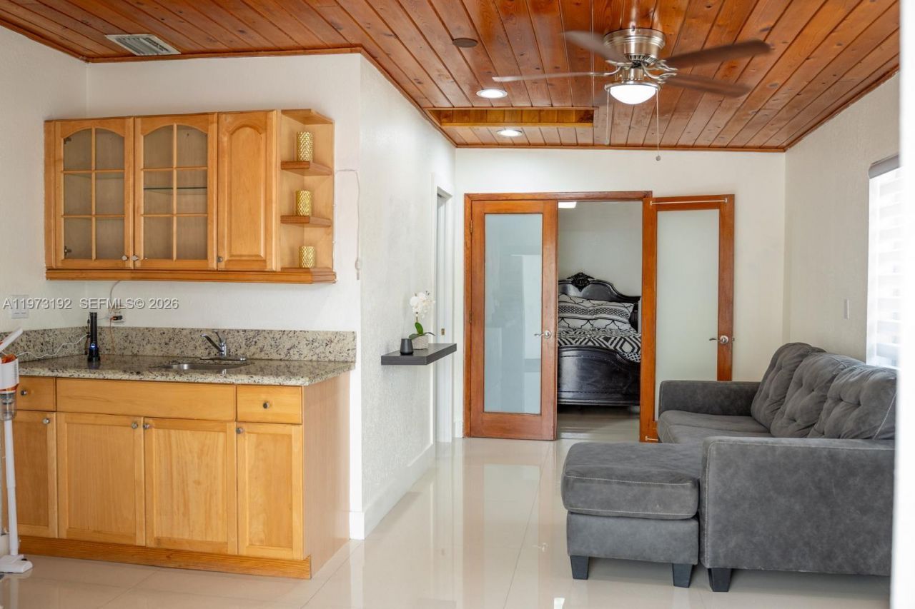 2401 SW 132nd Ave, Miami, FL 33175 Photo