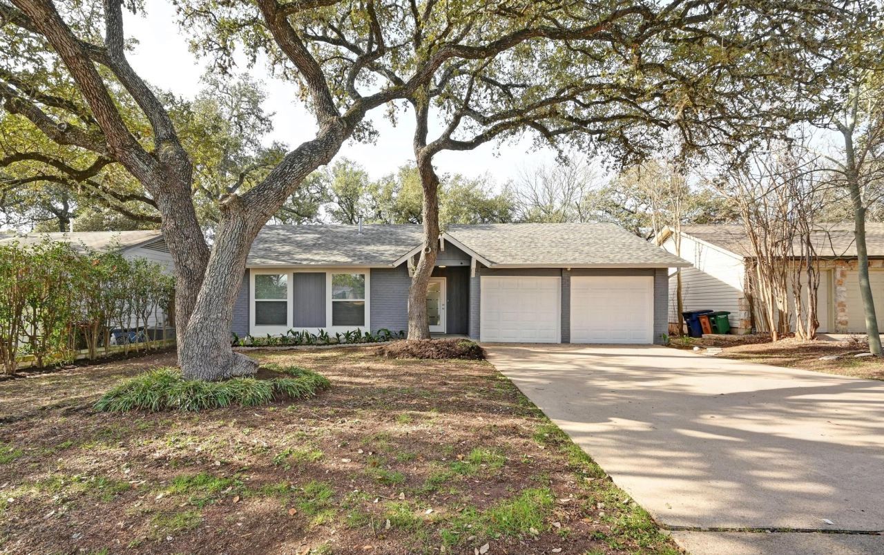 915 Bodark Ln, Austin, TX 78745 Main Photo