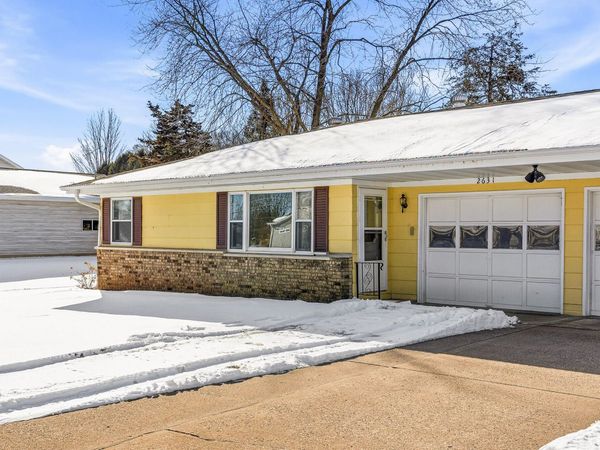 2631 Lakeshore Dr, Campbell, WI 54603