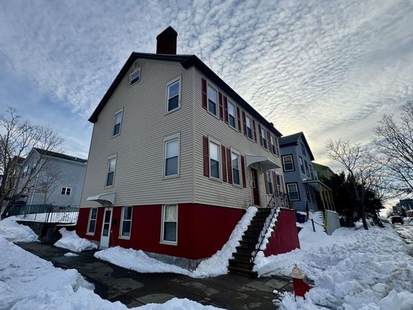 148 Maxfield St, Unit 1E, New Bedford, MA 02740
