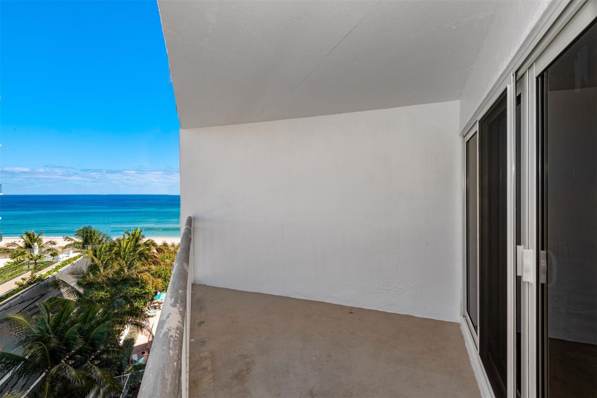710 N Ocean Boulevard, Unit 701, Pompano Beach, FL 33062 Photo
