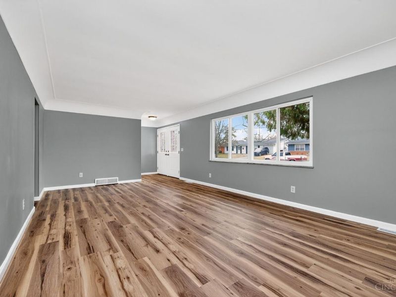 778 Danbury Road, Forest Park, OH 45240 Photo 3