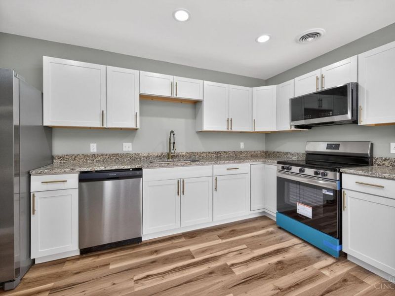 778 Danbury Road, Forest Park, OH 45240 Photo 7