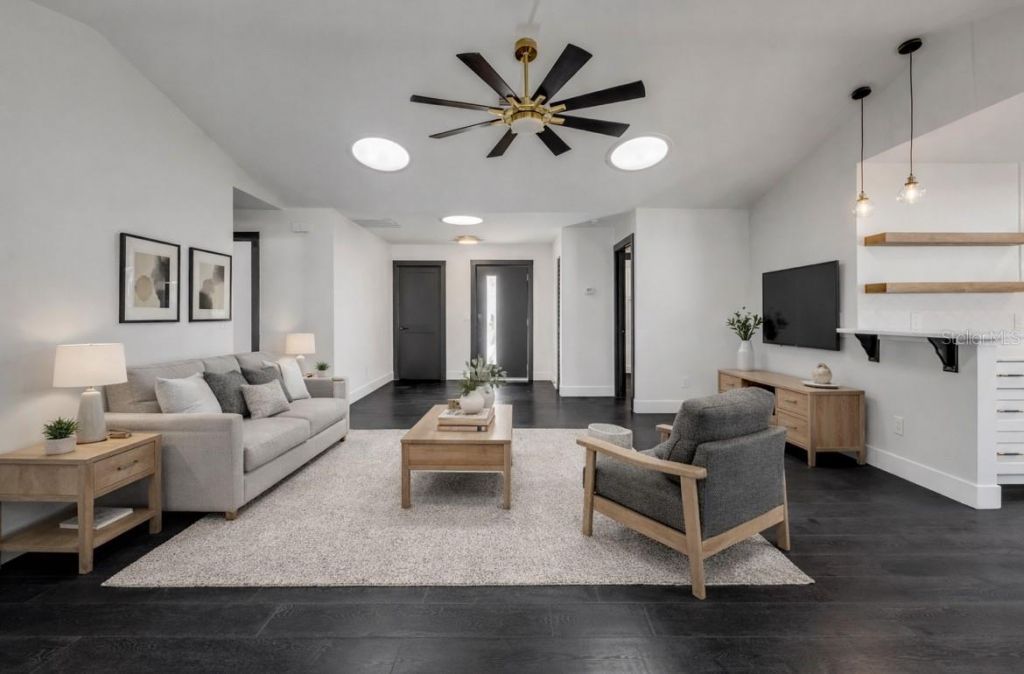 2516 Pine Tree Drive, Edgewater, FL 32141 Photo