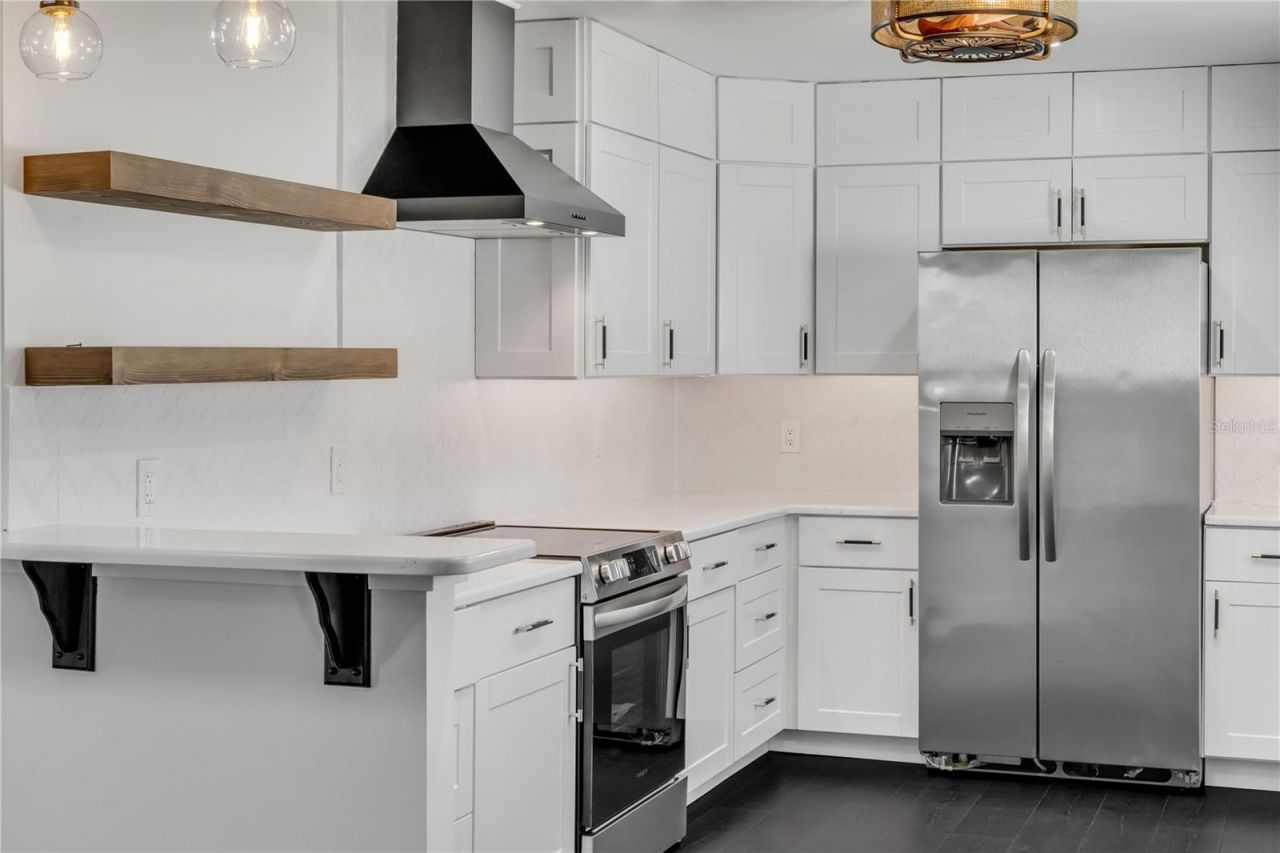 2516 Pine Tree Drive, Edgewater, FL 32141 Photo