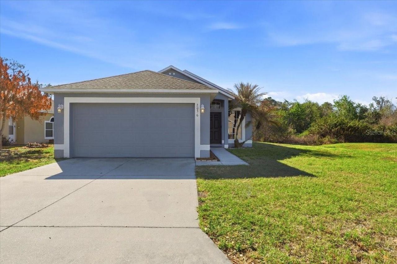 2036 Whispering Trails Boulevard, Winter Haven, FL 33884 Main Photo