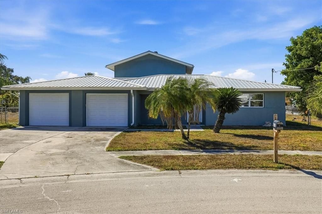 4635 Rockwood Cir, North Fort Myers, FL 33903 Photo
