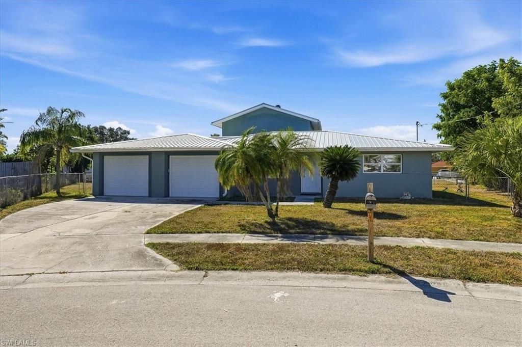 4635 Rockwood Cir, North Fort Myers, FL 33903 Photo