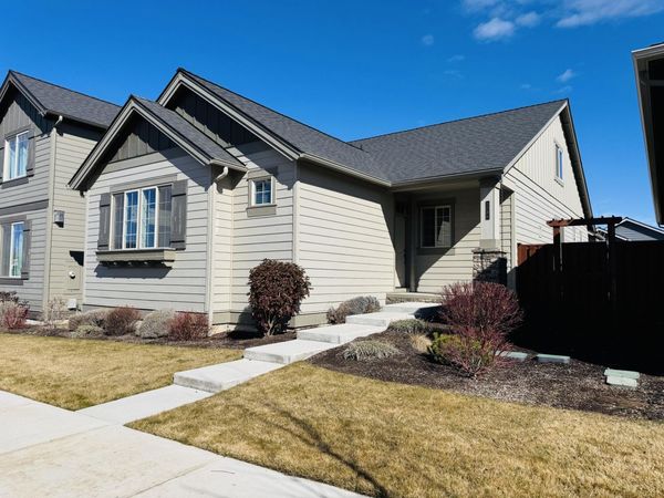 1386 NE Wilshire Drive, Prineville, OR 97754