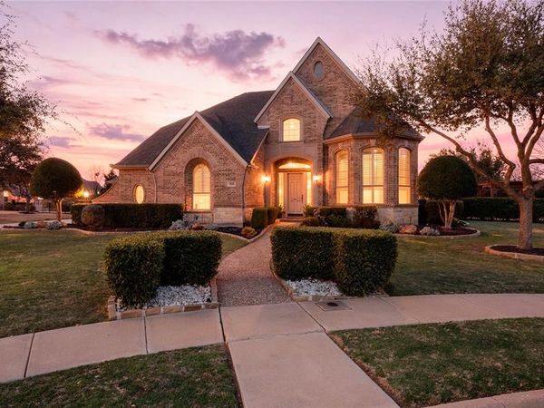 705 Landsbury Court, Keller, TX 76248