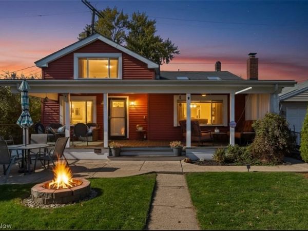 2236 Richland Avenue, Lakewood, OH 44107