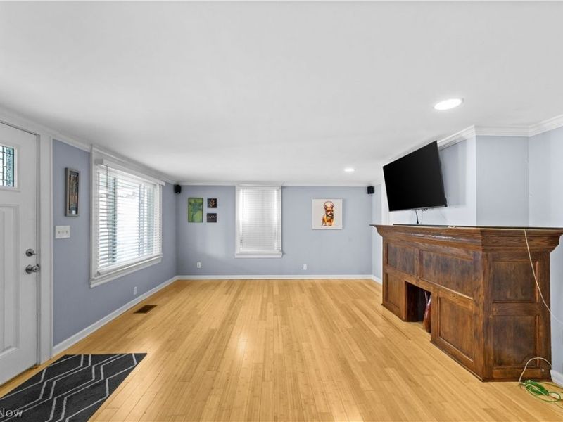 2236 Richland Avenue, Lakewood, OH 44107 Photo 10