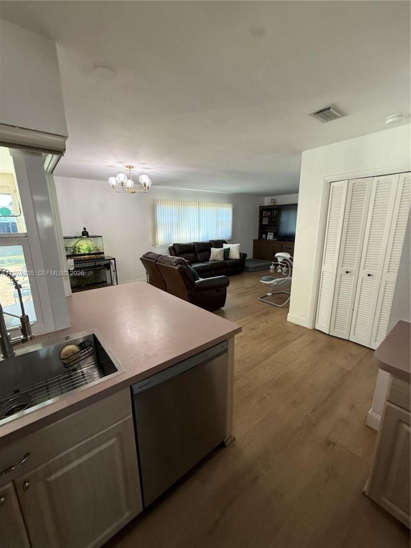 4450 NW 9th St, Coconut Creek, FL 33066 Photo