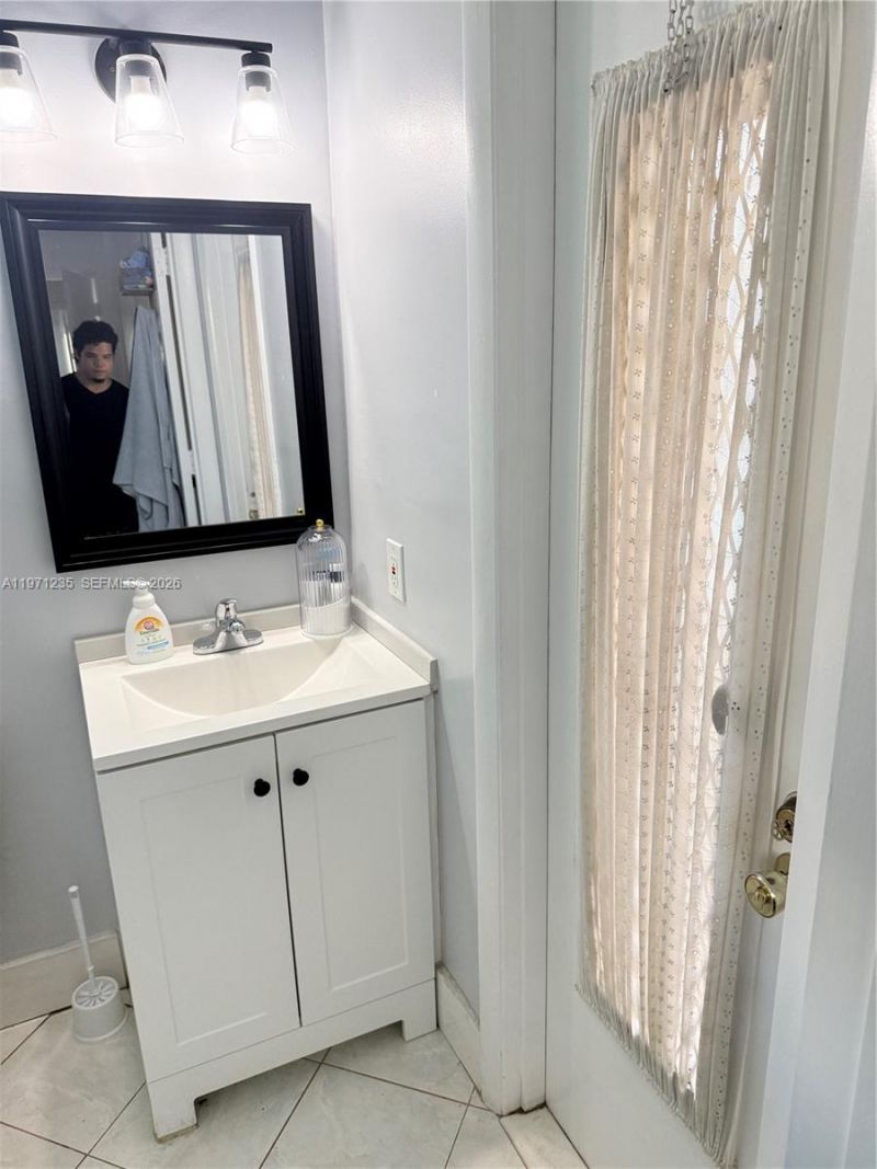 4450 NW 9th St, Coconut Creek, FL 33066 Photo