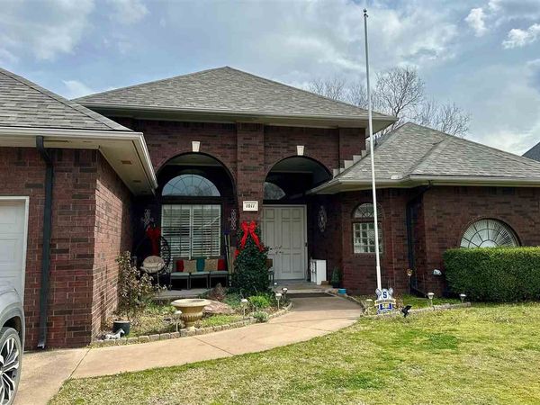 1011 Stoneridge Drive, Sillwater, OK 74074