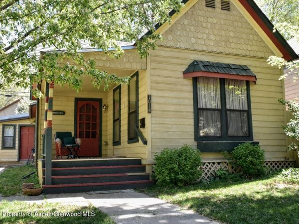 1014 Colorado Avenue, Glenwood Springs, CO 81601