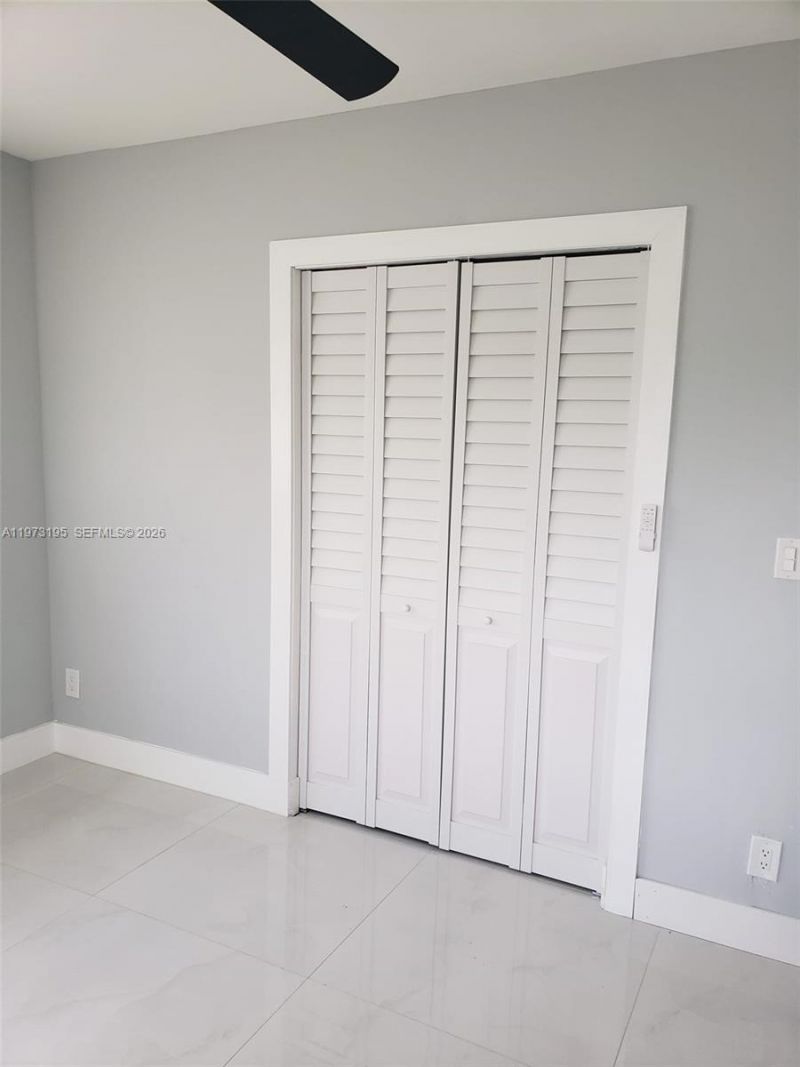 150 NE 169th Ter, North Miami Beach, FL 33162 Photo