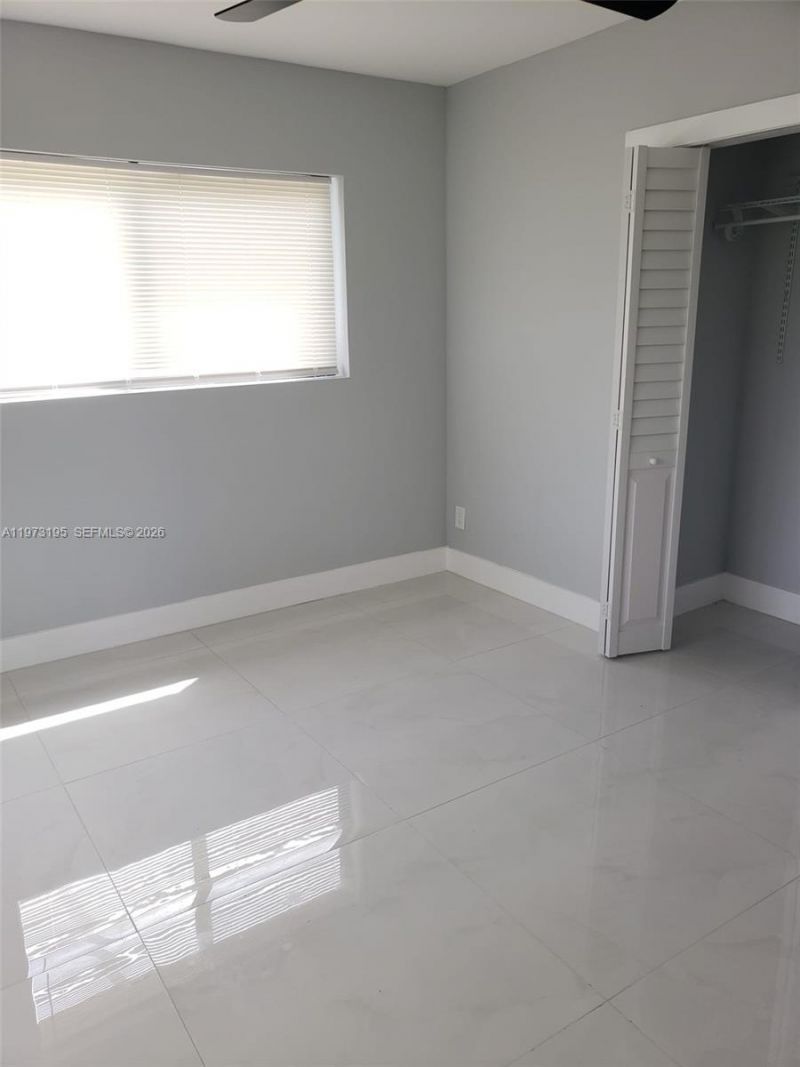 150 NE 169th Ter, North Miami Beach, FL 33162 Photo