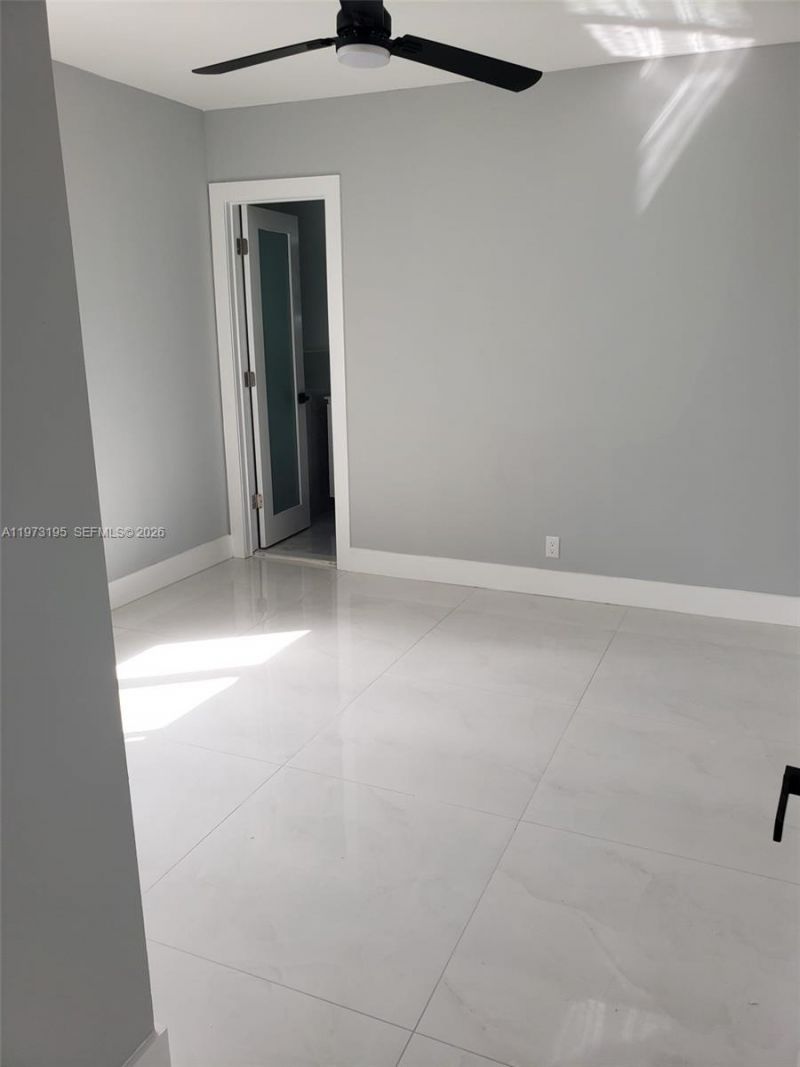 150 NE 169th Ter, North Miami Beach, FL 33162 Photo