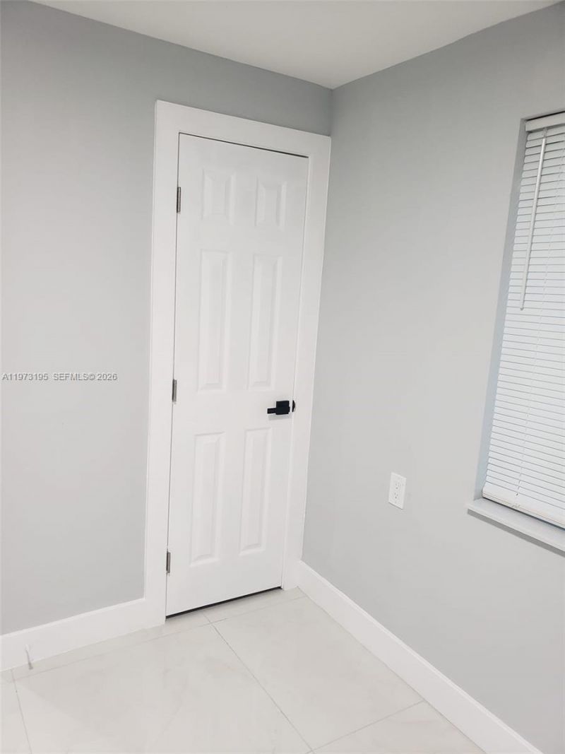 150 NE 169th Ter, North Miami Beach, FL 33162 Photo