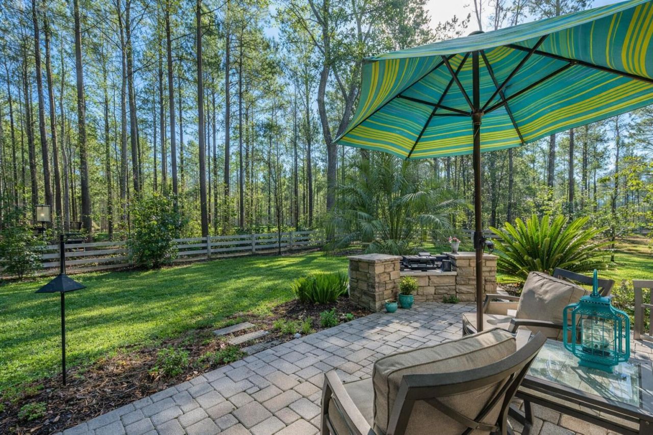 2001 Tacoma Circle Photo 25