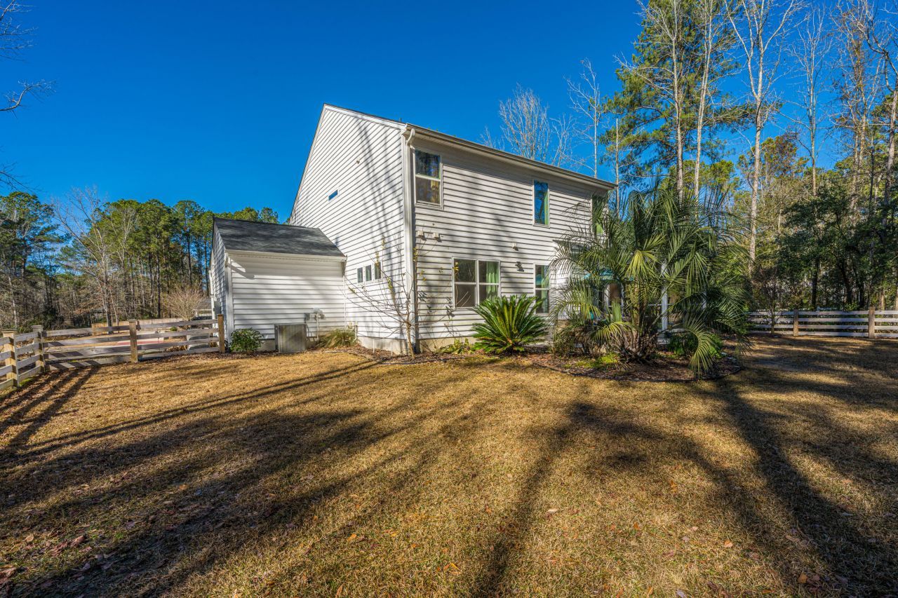 2001 Tacoma Circle Photo 29