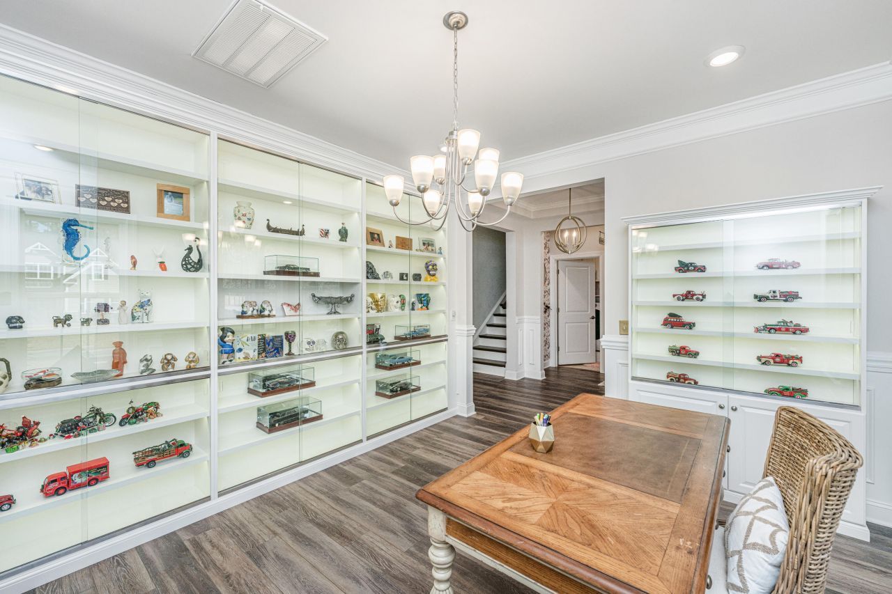 2001 Tacoma Circle Photo 7