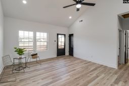 203 Ault Road  photo 4