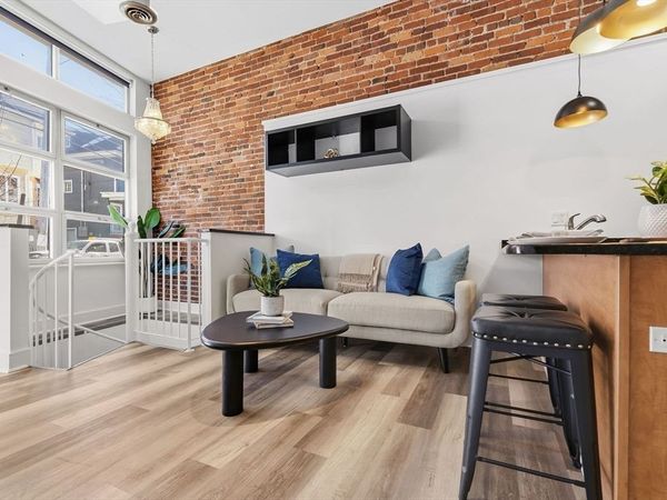 150 North St, Unit 150, Somerville, MA 02144