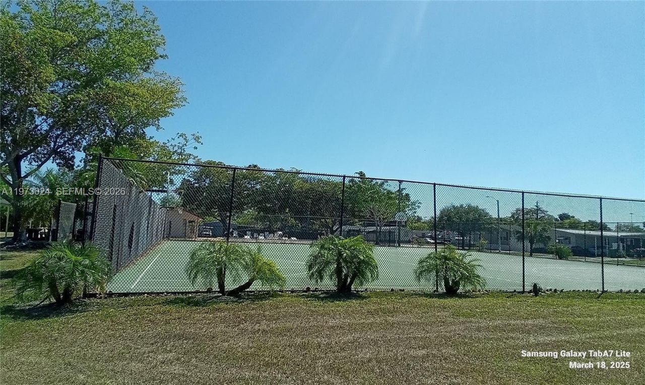 21821 S Heritage Cir, Unit 1, Pembroke Pines, FL 33029 Photo